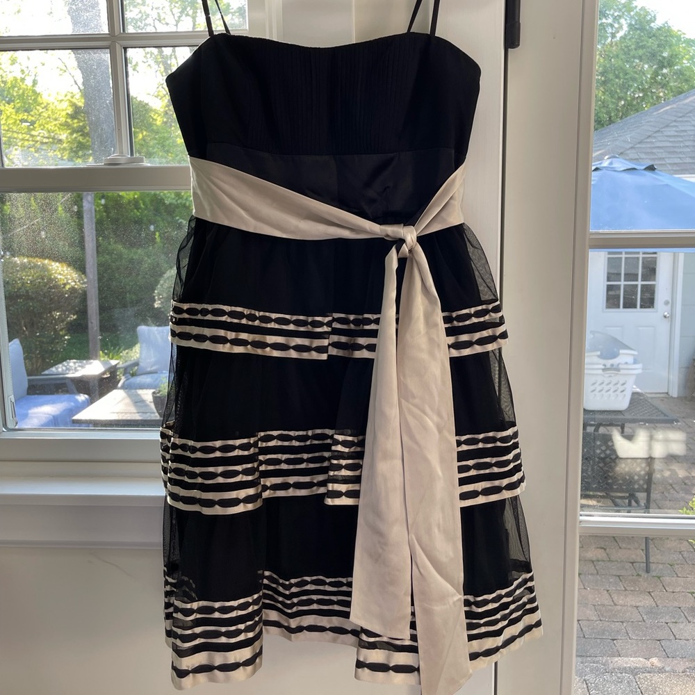 Strapless formal BCBG Maxazria cocktail dress. Black/champagne.